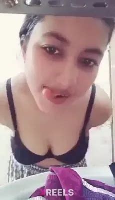 Chubby Indian Girl Fingering Nude Wet Pussy Porn Video Masalaseen