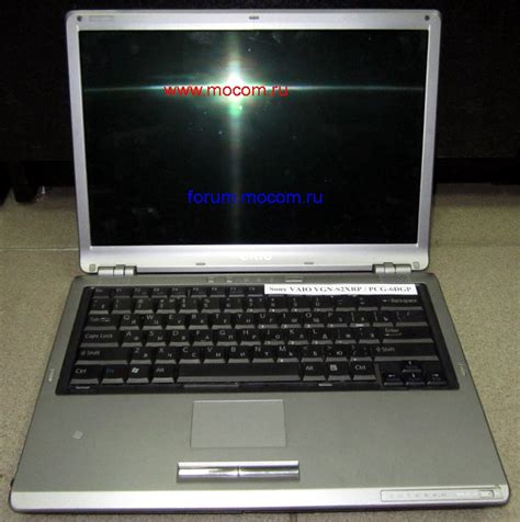 Ноутбук Sony VAIO VGN-S2XRP / PCG-6DGP: корпус ноутбука