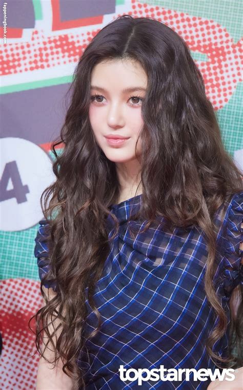 Danielle Marsh DanielleJeans Newjeans Official NewJeans Twt Nude OnlyFans Leaks