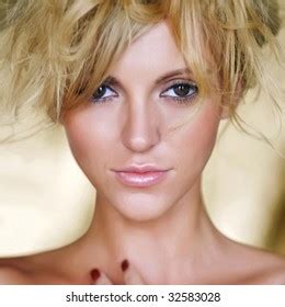 Gold Portrait Naked Woman Light Hair Stock Photo 32623792 Shutterstock