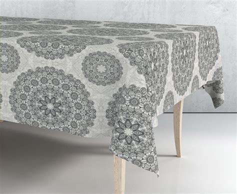 Mantel De Hule Estampado Por Metros Mandalas Grandes Gris