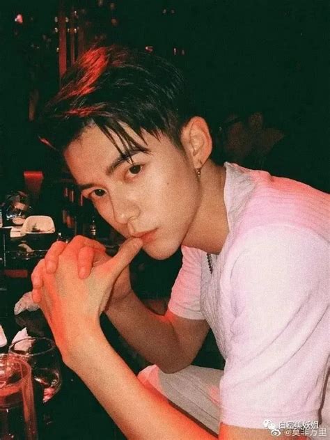 Hot Boy V T Nh T T App L M P L M T M C Khi N Fan Th T V Ng