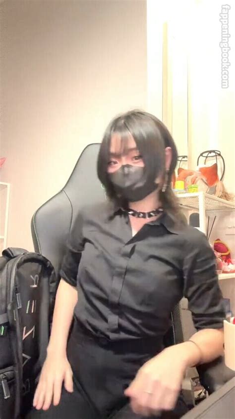 Kitsune Kitsunee Nude OnlyFans Leaks Fappening FappeningBook