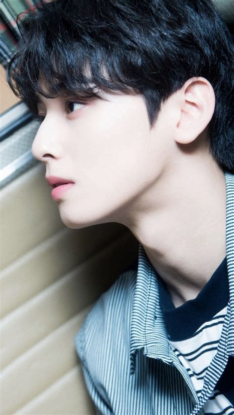 lee min ho lee jong suk va cac nam  kbiz khoe goc nghieng