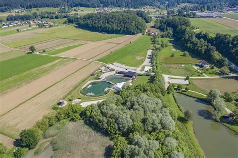 large scale farm images    freepik
