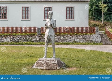 Smiljan Croatia Aug 12 2020 Statue Of Nikola Tesla At Memorial