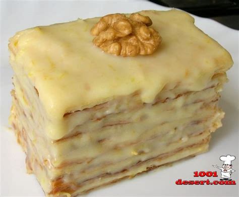 Слоеное пирожное со сгущенкой