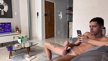 Peguei Meu Primo Batendo Uma E Cai De Boca Xvideos