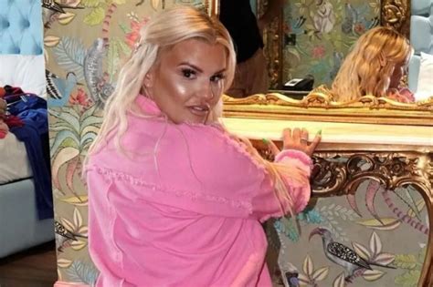 Kerry Katona Defended By Mum Shamers After Denim Hot Pants Snap Flooded