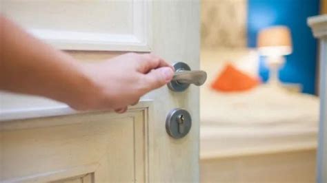 Ngủ nude tác dụng sức khỏe khi ngủ khỏa thân