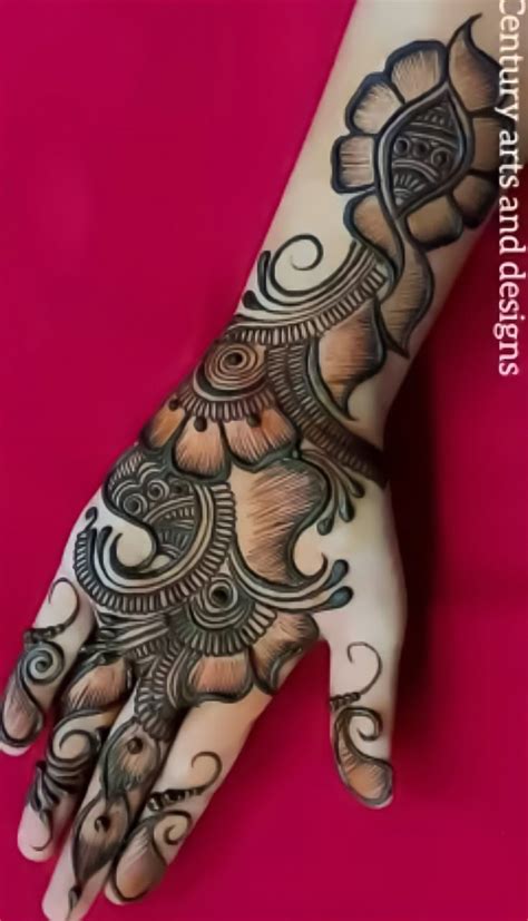 Beautiful Mehndi Designs for Hands