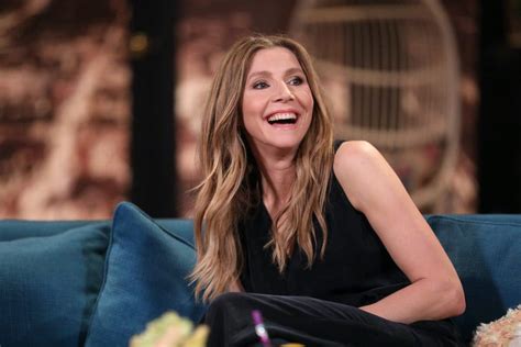 Naked Truth About Sarah Chalke Net Worth Husband Wiki