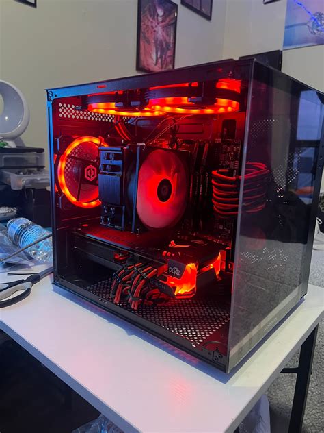 Red Devil Gaming PC Ryzen 5 5600X RX 6650 XT 64GB RAM