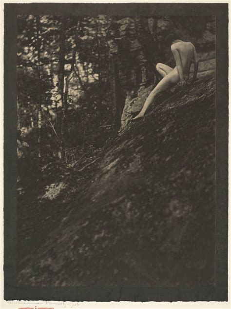 Nude In Nature Un Regard Oblique