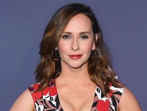 Jennifer Love Hewitt Did She Undergo Nose Job Surgery Plastic Surgery