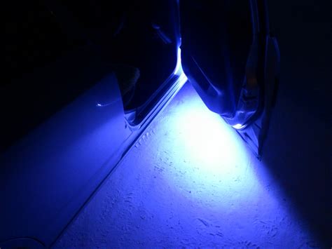 Светодиоды на передние и заднюю дверь. Часть 2. — Nissan AD (Y11), 1,5 ...