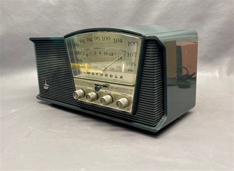 1960 Motorola Amfm Bands Atomic Era Radio Beautiful And Etsy
