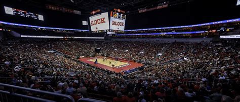 Eric Crawford On Twitter Record Louisville Volleyball Set An Attendance Record Of 9058