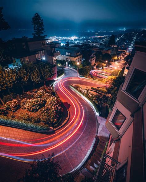 Lombard Street at night, San Francisco, Ca. [3641x4550] : r/CityPorn