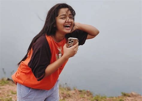 priya  achar age  complete    life career  personal