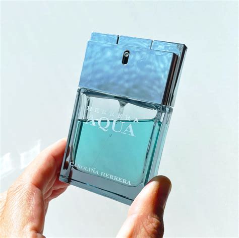 Herrera Aqua Carolina Herrera Colonia Una Fragancia Para Hombres