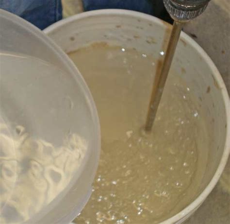 making large amount  slip slurry  pottery decorating
