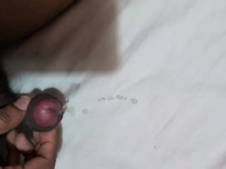 斯里兰卡性感男孩混蛋在床上射精 Pornhub Gay