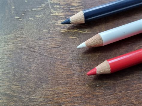 FABER-CASTELL Цветные карандаши "Polychromos" в наборах купить в Москве ...