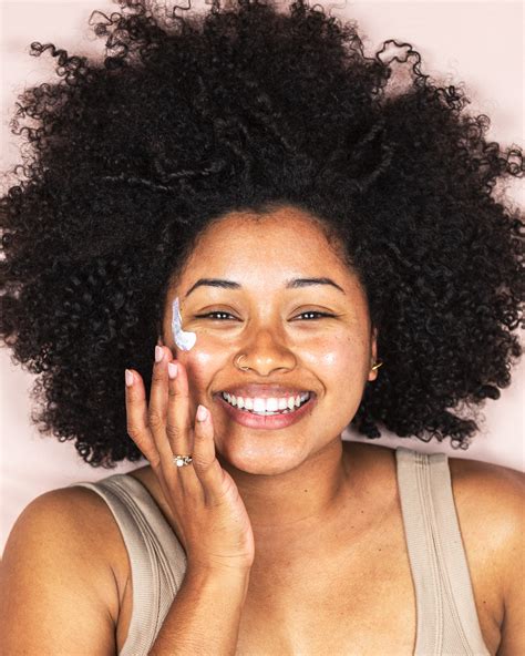 Understanding Your Skin Type: A Key to Effective Facials - Silver Mirror