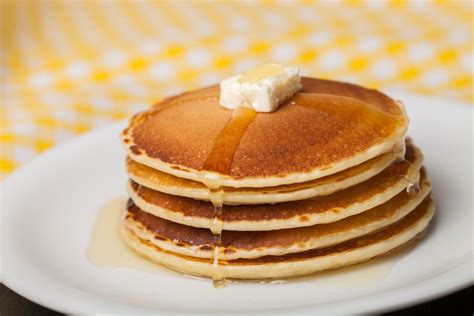 6 strangely scientific moments in pancake history | Cottage Life