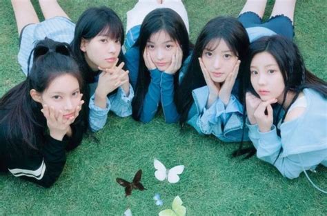 ILLIT trở thành nhóm nhạc Kpop đầu tiên trong lịch sử lọt vào Billboard Hot 100 khi ra mắt