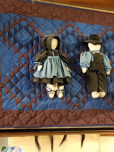 What You Need To Know About Amish Hand Stitched Quilts - Amish of Ethridge