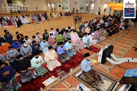 TYT Dan Isteri Hadiri Majlis Iftar Perdana UNIMAS 2022