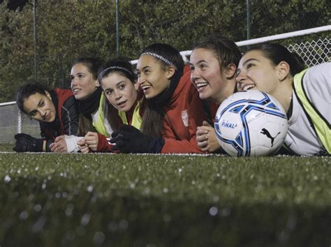 Bassin de Longwy Foot amateur féminin lautre face de la médaille