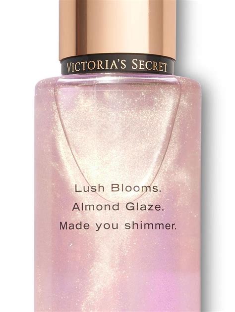 Buy Velvet Petals Shimmer Fragrance Mist Online | Victoria's Secret India