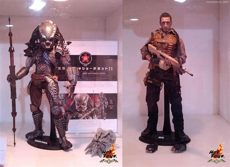 Hot Toys Tokyo Toy Show Ghost Rider Iron Man Mark Predator