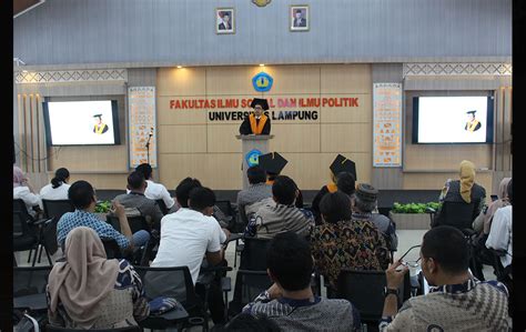 FISIP Unila Langsungkan Tasyakuran Pengukuhan Tiga Guru Besar