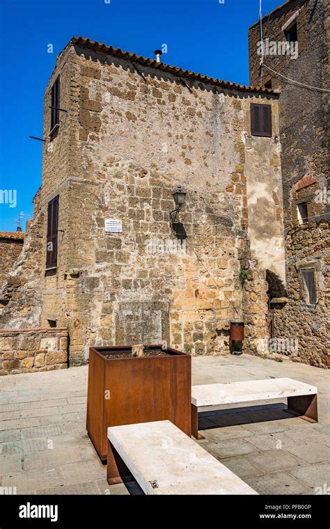 Pitigliano, Tuscany, Italy Stock Photo - Alamy