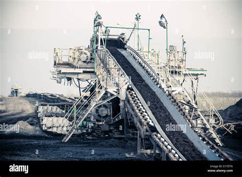 Open pit. Opencast brown coal mine. Belt conveyor as industrial detail Stock Photo - Alamy