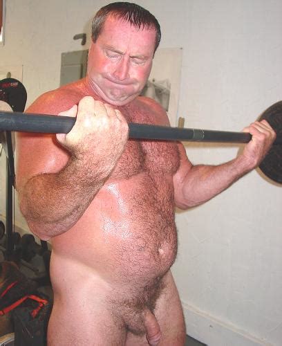 Sweaty Muscledaddy Nude In Gym R HairybearMuscleDaddy