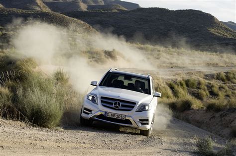 2013 Mercedes Benz Glk Photo Gallery And Overview Emercedesbenz