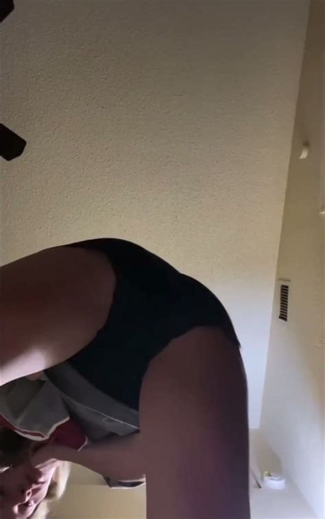 Sexy Blonde Homemade Farts ThisVid