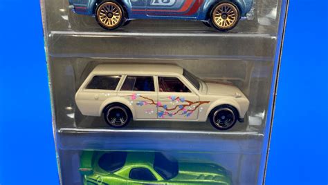 Hot Wheels Corvette Ford Escort Rs Datsun Wagon Dodge Viper