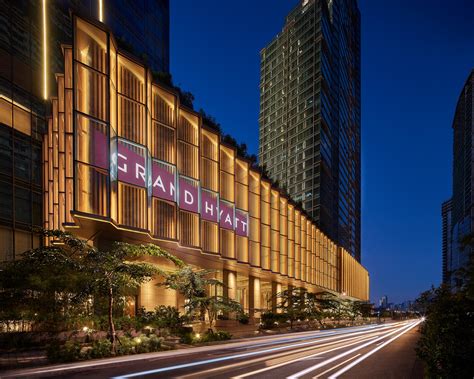 Grand Hyatt Debuts in the Philippines - The Art of Business Travel