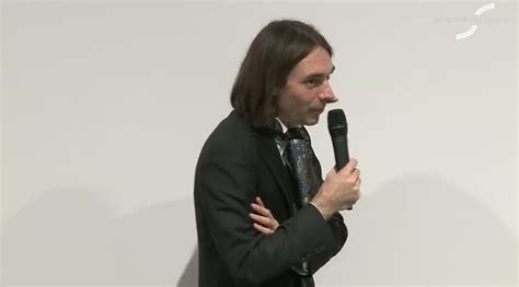 Conférence Les mathématiques de la chauve souris par Cédric Villani