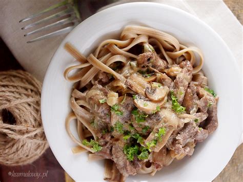 Szybki strogonow wołowy Easy beef stroganoff Karmelowy blog kulinarny