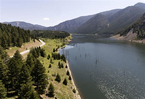 An Earthquake A Landslide And Chaos Revisiting Earthquake Lake 60