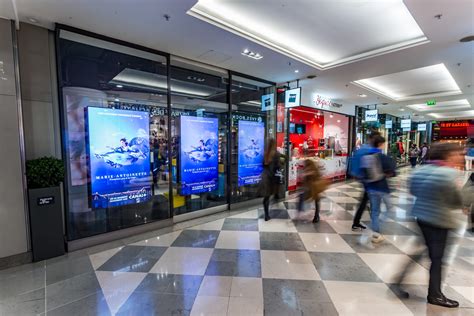 Le DOOH pour libérer la culture avec CANAL chez FNAC DARTY Retailink