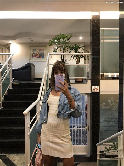 Cassia Fernandez Nude OnlyFans Leaks Fappening FappeningBook