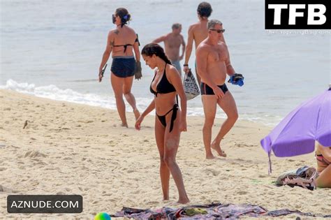 Tina Kunakey Sexy Seen Showing Off Her Hot Body At The Beach In Ipanema AZNude